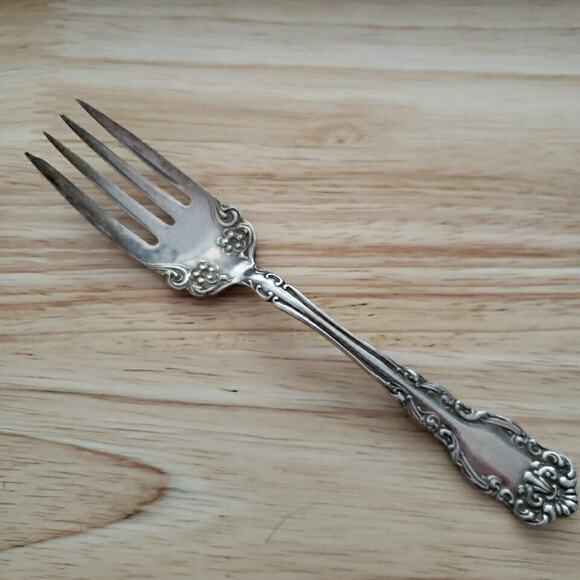 International Silver Lexington 6 3/8" Salad Fork Silverplate 1904 Floral Vintage - Picture 1 of 12